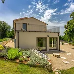 Batalini Villa *